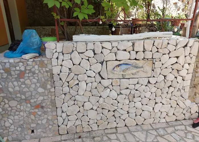 Sutlic Apartman Nerezine