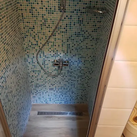 Sutlic 公寓 内里吉恩