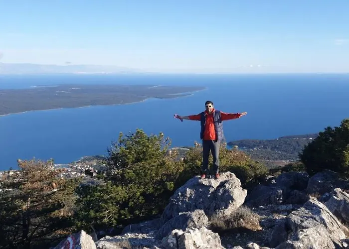 Sutlic アパート ネレジネ